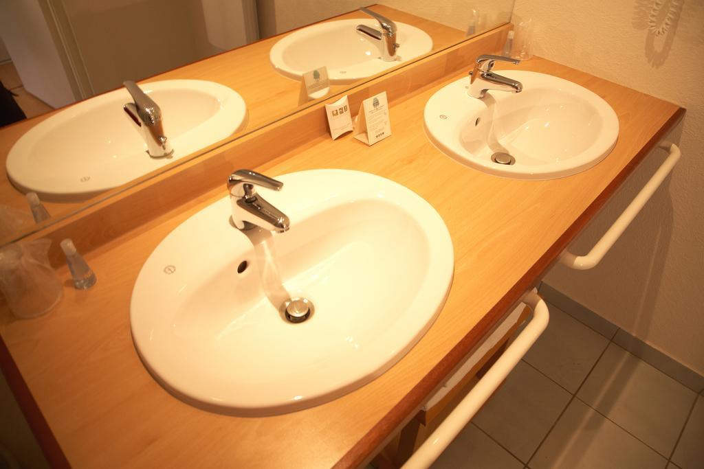 Hotel Kerloc'H Gwen Quimper Combrit ภายนอก รูปภาพ