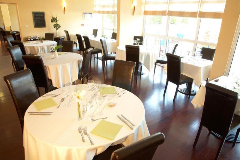 Hotel Kerloc'H Gwen Quimper Combrit ภายนอก รูปภาพ
